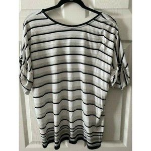 WHITE HOUSE BLACK MARKET BLOUSE